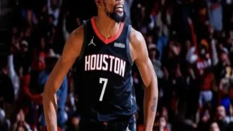 孙颖莎实至名归，颇受众人青睐。