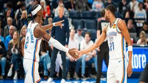 中国队客场逆袭泰国，为晋级打下基础，三连胜！